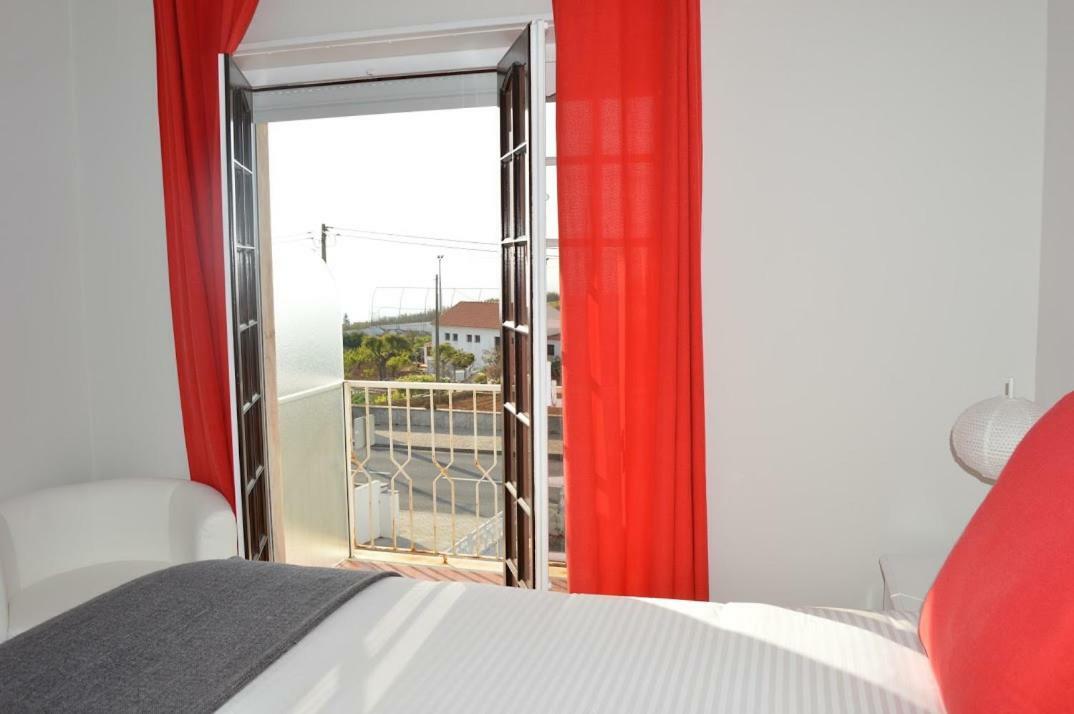 Casa Do Rochedo Apartment Ribamar  Exterior photo